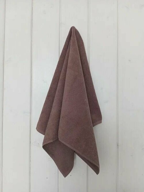 Махровое полотенце без бордюра, коричневое