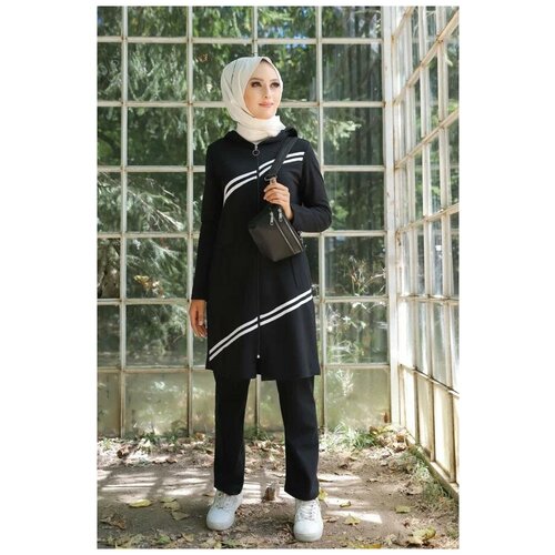 фото Спортивный костюм с полосками на груди 50 tofisa