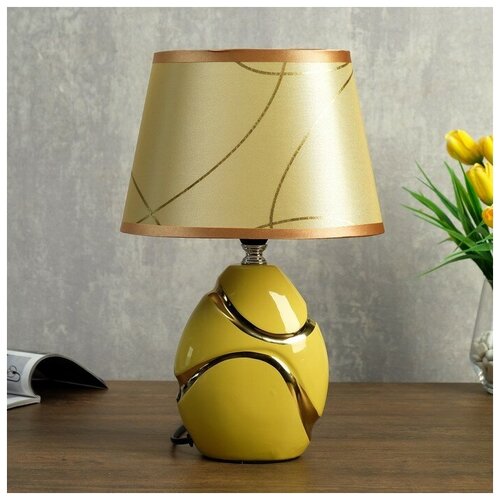 фото Лампа настольная 48466/1 e14 40вт бежевый-золото 15х20х31 см risalux