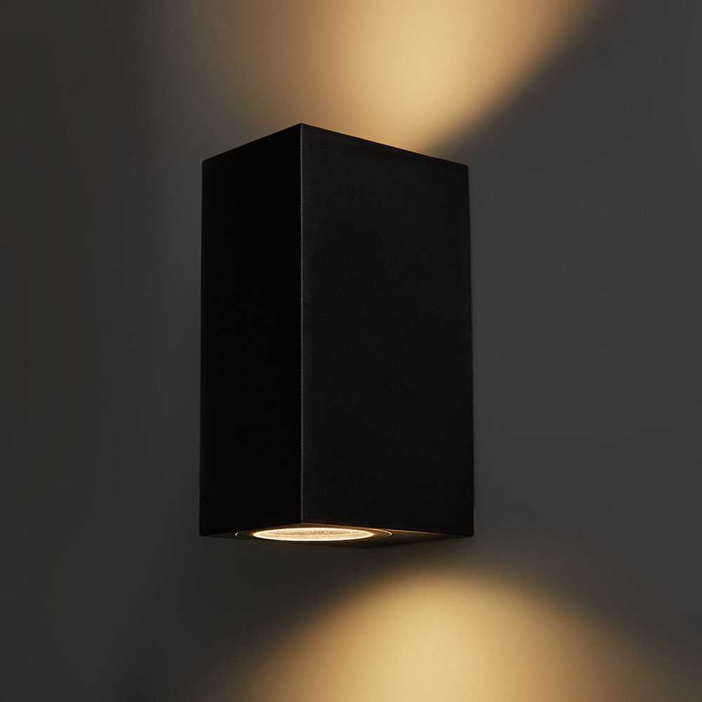 Светильник уличный настенный Uniel UUL-P42A 6 Вт IP65 цвет черный