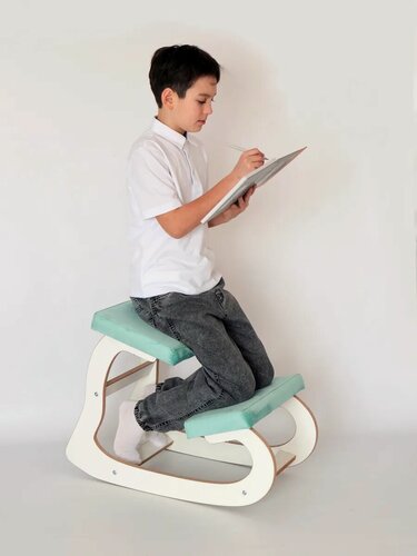 Изображение товара Балансирующий коленный стул для школьников
