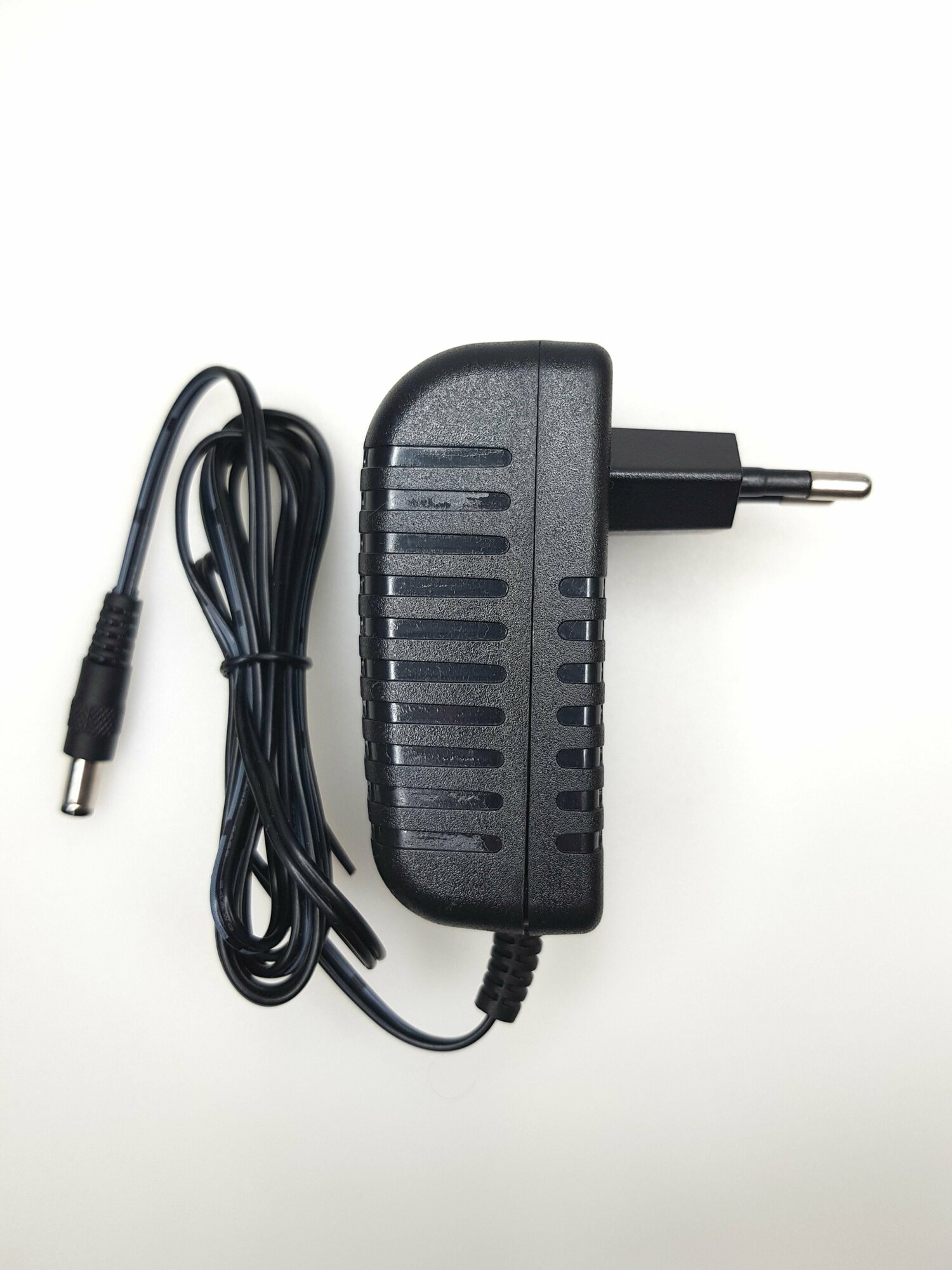 Зарядное устройство адаптер питания для пылесоса Gorenje SVC144FBK, SVC216F 27V 0.5A - фотография № 3