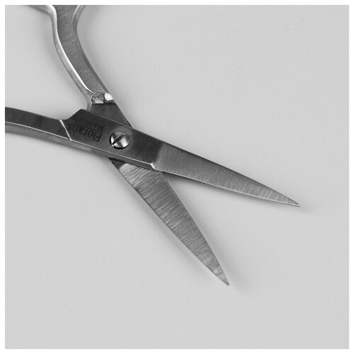Ножницы маникюрные, прямые, широкие, 9,5 см, цвет серебристый