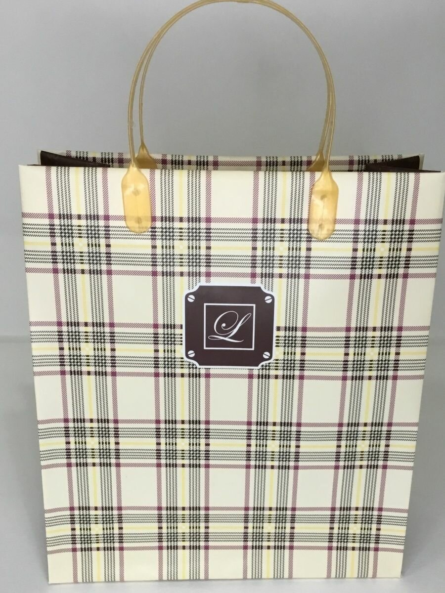 Подарочный пакет пластик 26х23х10см.(набор 3 шт.)