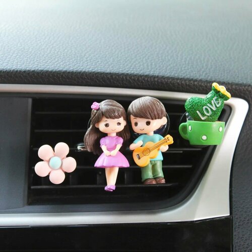 Игрушка в дефлектор авто влюбленная парочка к4 490₽
