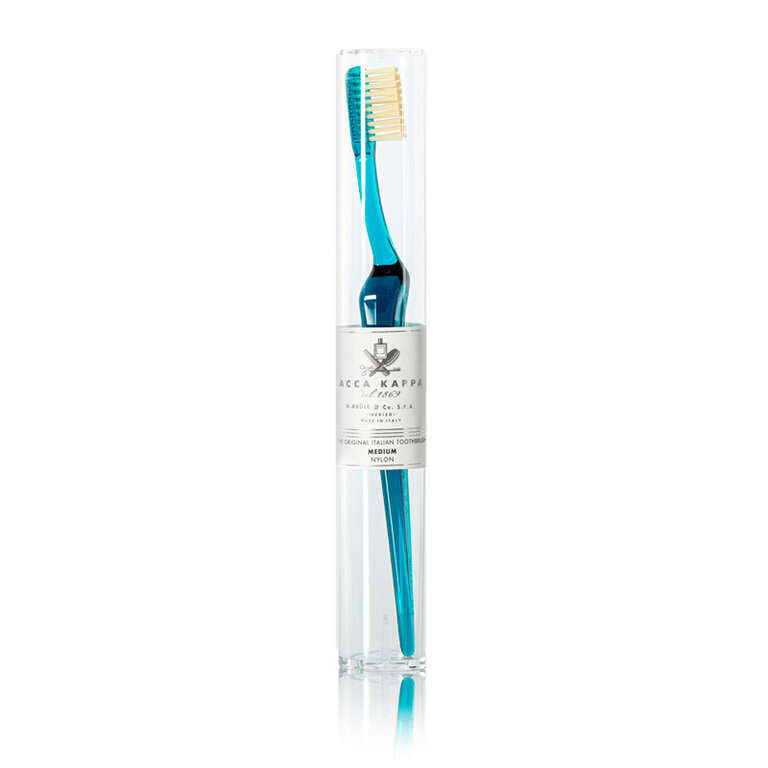 Зубная щетка с нейлоновой щетиной средней жесткости (цвет Ocean Blue) ACCA KAPPA Toothbrush 1 шт