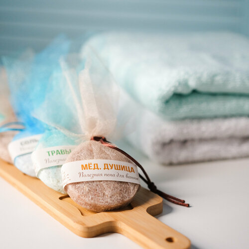 Полезная пена для ванны прессованная мед-душица 308₽