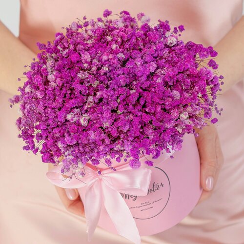 Изображение товара Букет Мегацвет24 "Фиолетовые гипсофилы", 5 шт, в шляпной коробке