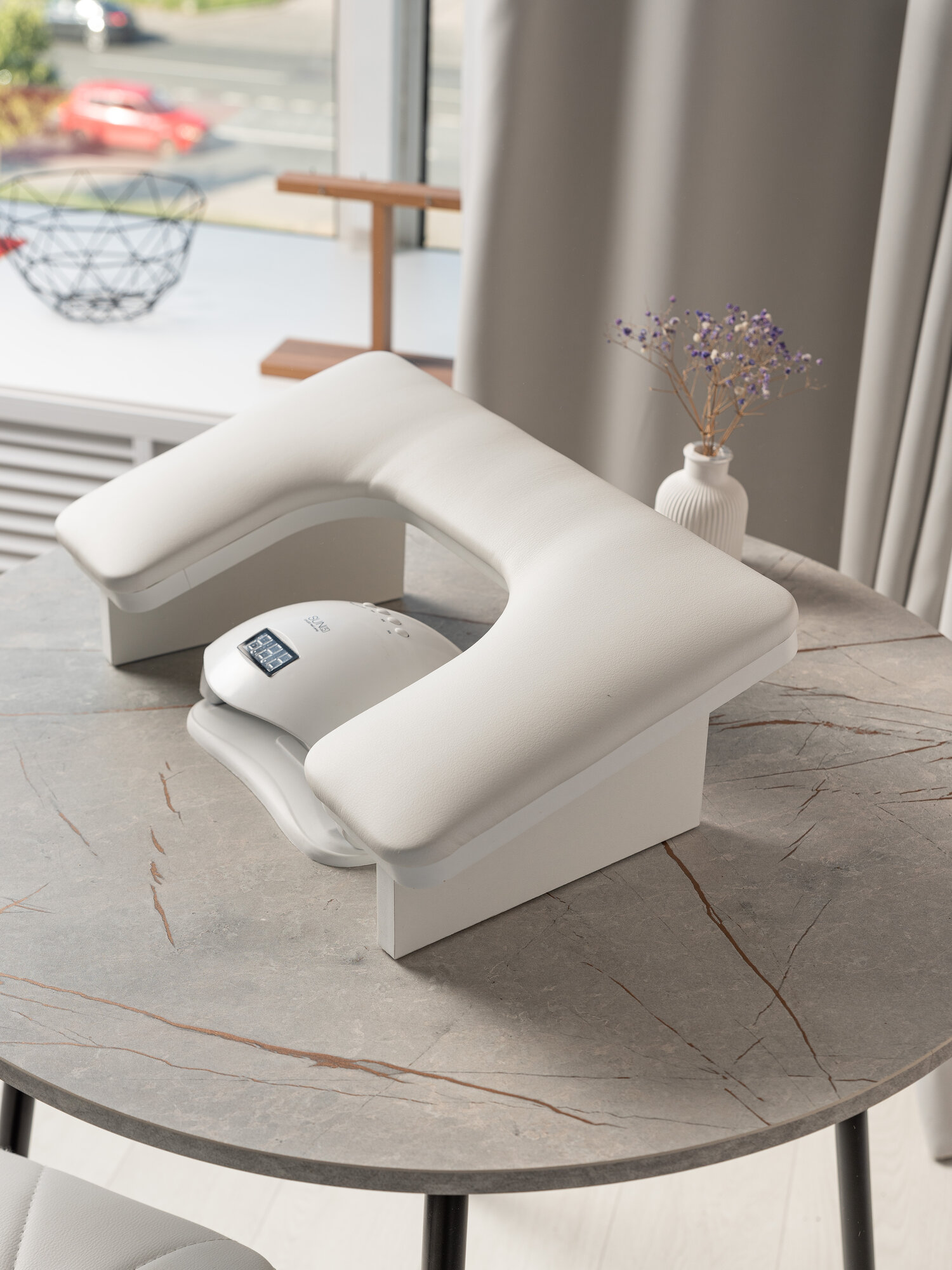 Подставка для рук Бабочка лофт белая — фото 1