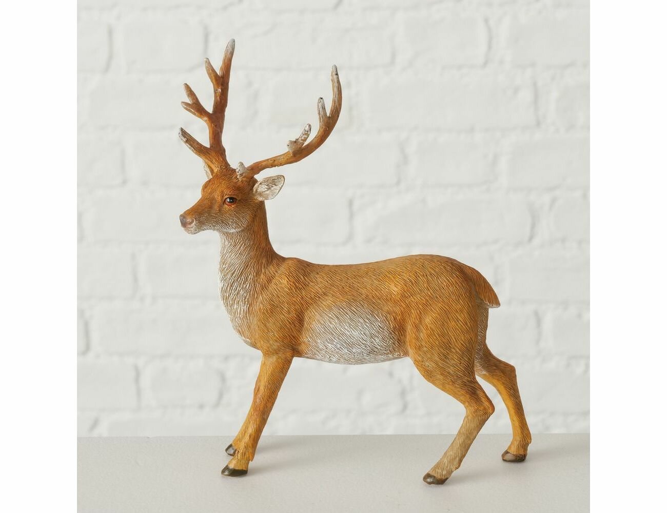 Декоративная фигурка олень - косуля полистоун 21х17 см Boltze 2024145