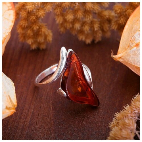 фото Кольцо посеребрение "янтарь" волны. 19 р-р 3266648 сима-ленд