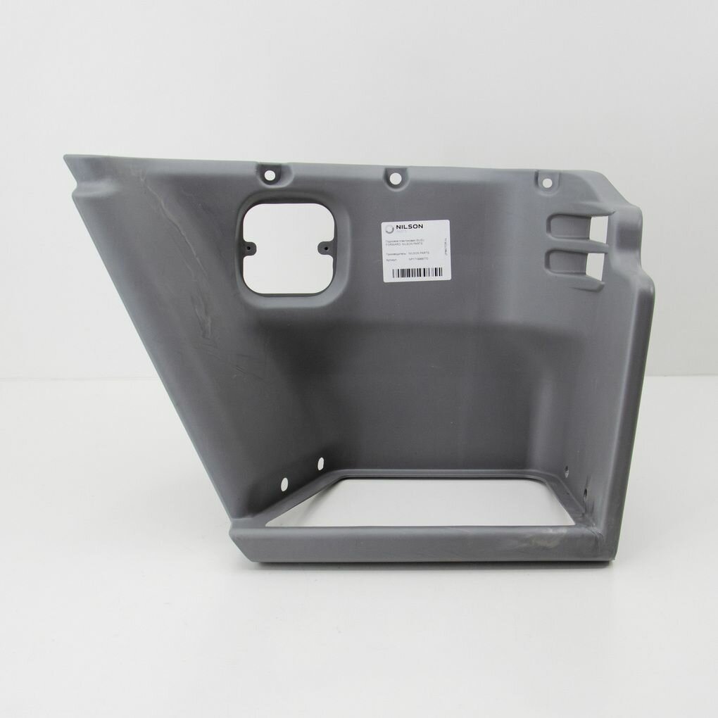 Подножка пластиковая ISUZU FORWARD FRR, 1994 по 2004 г, правая, Nilson Auto Parts