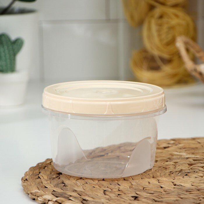 Банка с завинчивающейся крышкой 07л 125х125х85см 