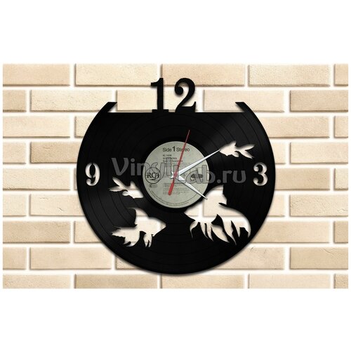 Аквариум — часы из виниловой пластинки (c) VinylLab