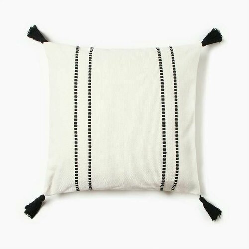 Наволочка декоративная сканди 45х45 см цвет черный хлопок 1355₽