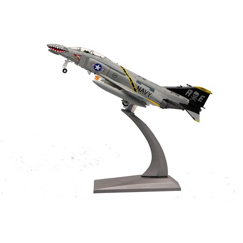 Модель самолёт F-4C FHANTOM.