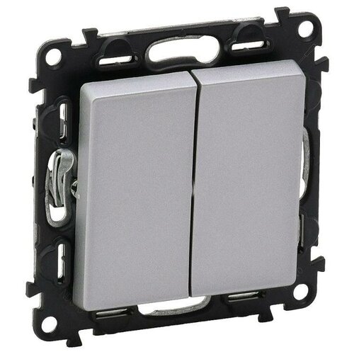 фото Механизм переключателя 2-кл. сп valena life 10а ip20 250в с лиц. панелью безвинт. зажимы алюм. leg 752608 legrand
