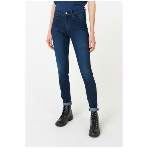Джинсы зауженные Wrangler, размер W26/L32, синий джинсы wrangler размер w26 l32 черный