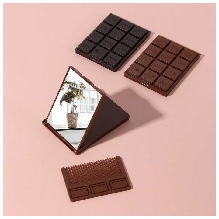 Подарки Складное зеркальце "Шоколад" с расчёской (8,5х6х1 см)