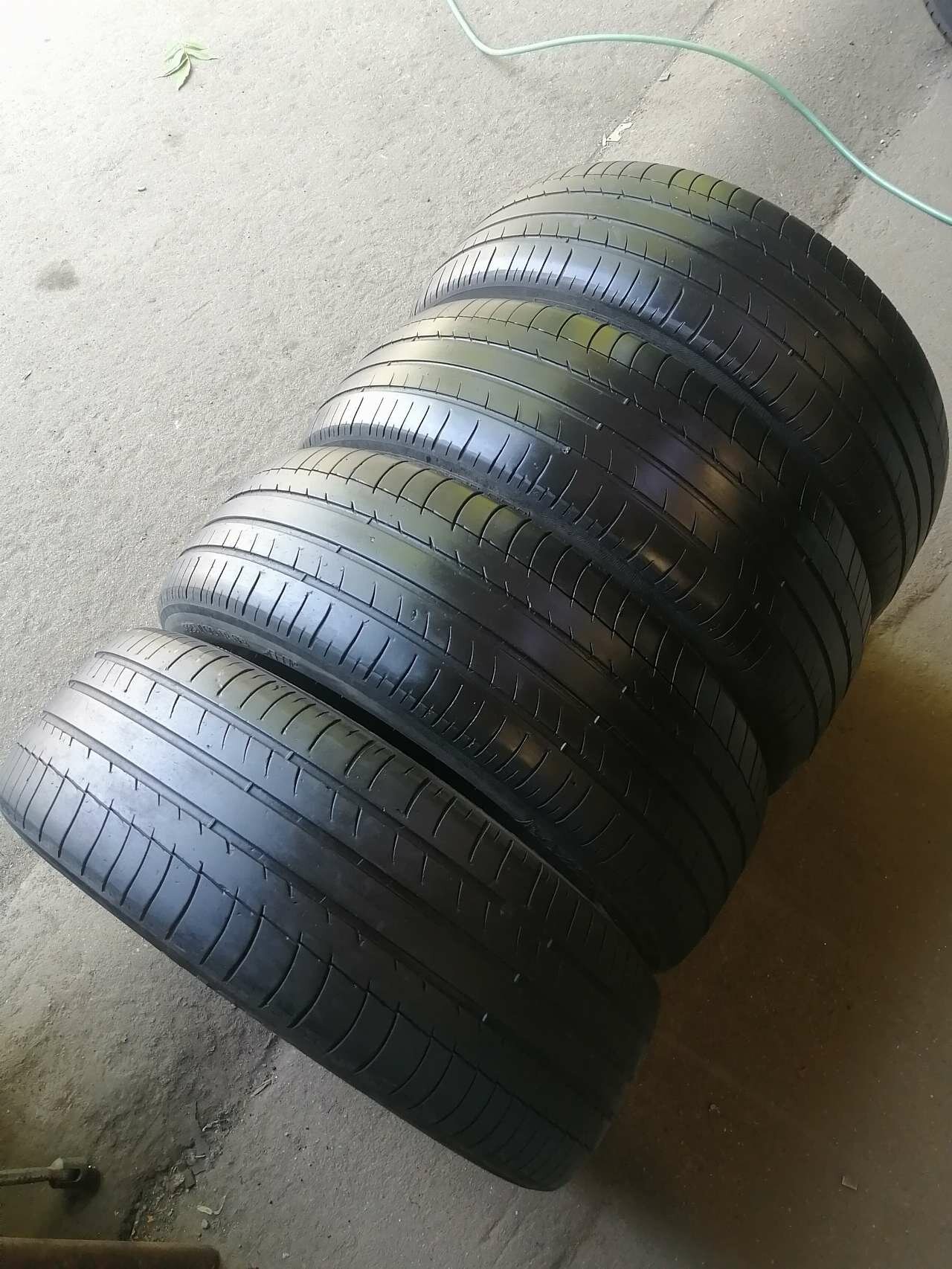 225/60 R18 100H Michelin Latitude Sport