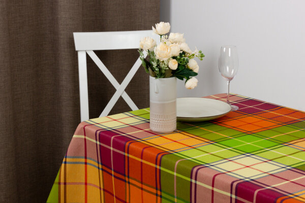 фото Скатерть Клеенка на стол Protec Textil Alba Кантри 0109012 зеленая 140x220 см