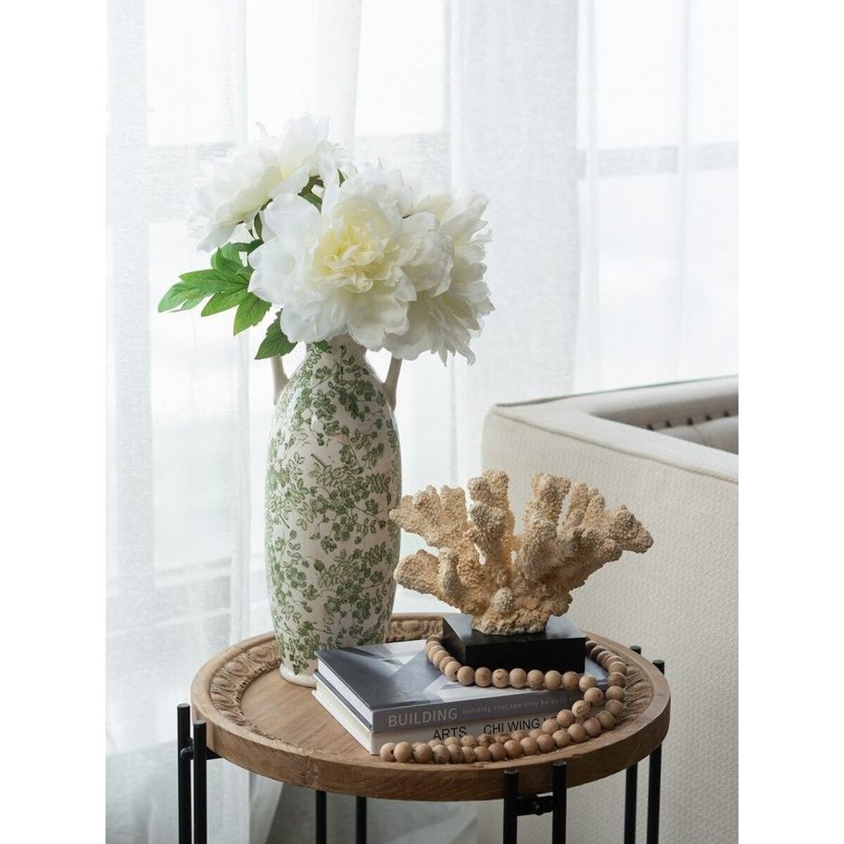 61182 Ваза настольная с ручками 15х15х40см керамика белая Glasar