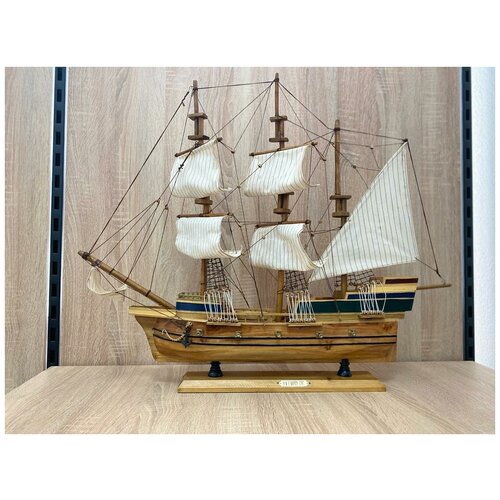 Модель корабля 