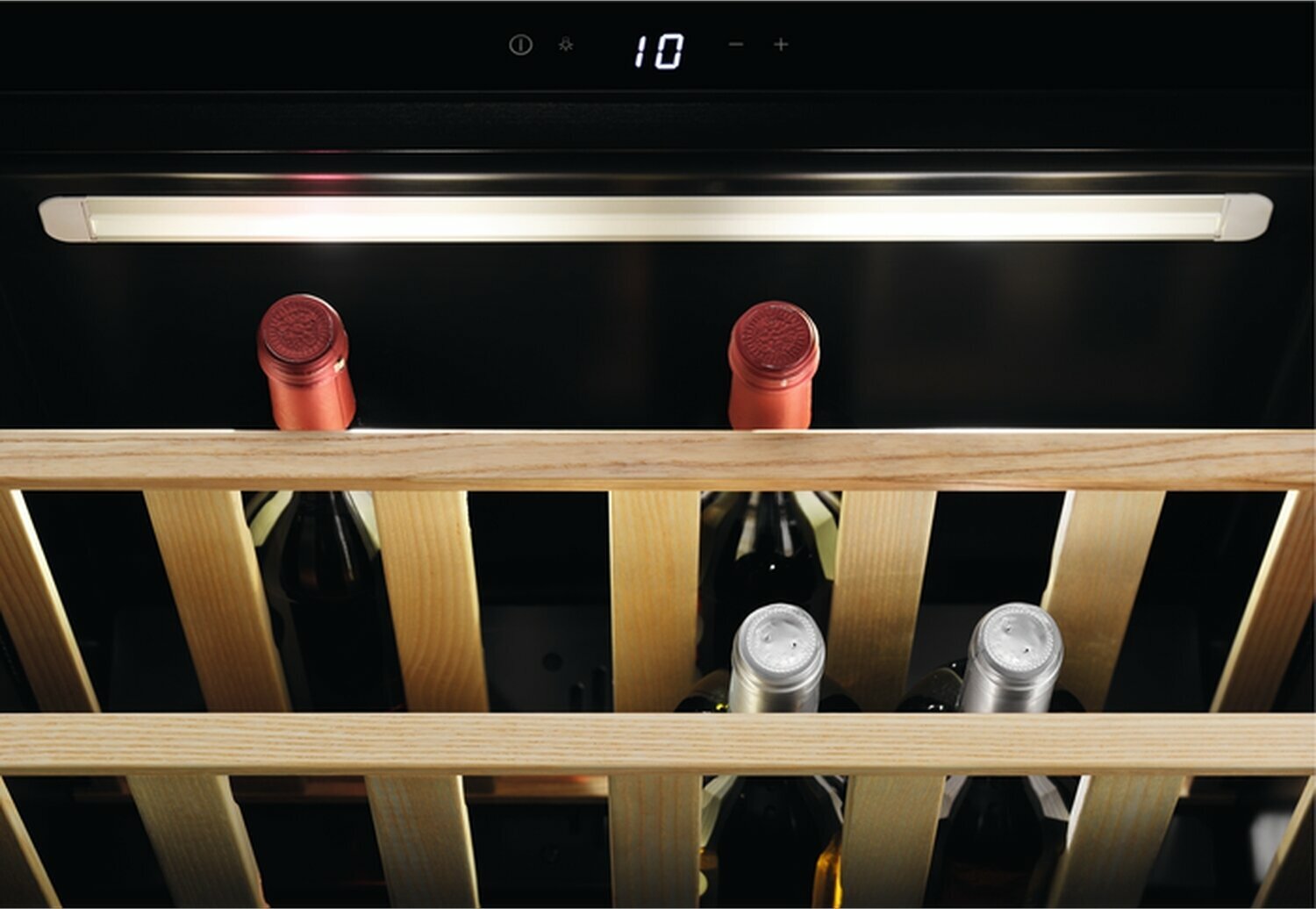 Встраиваемый винный шкаф Electrolux - фото №11