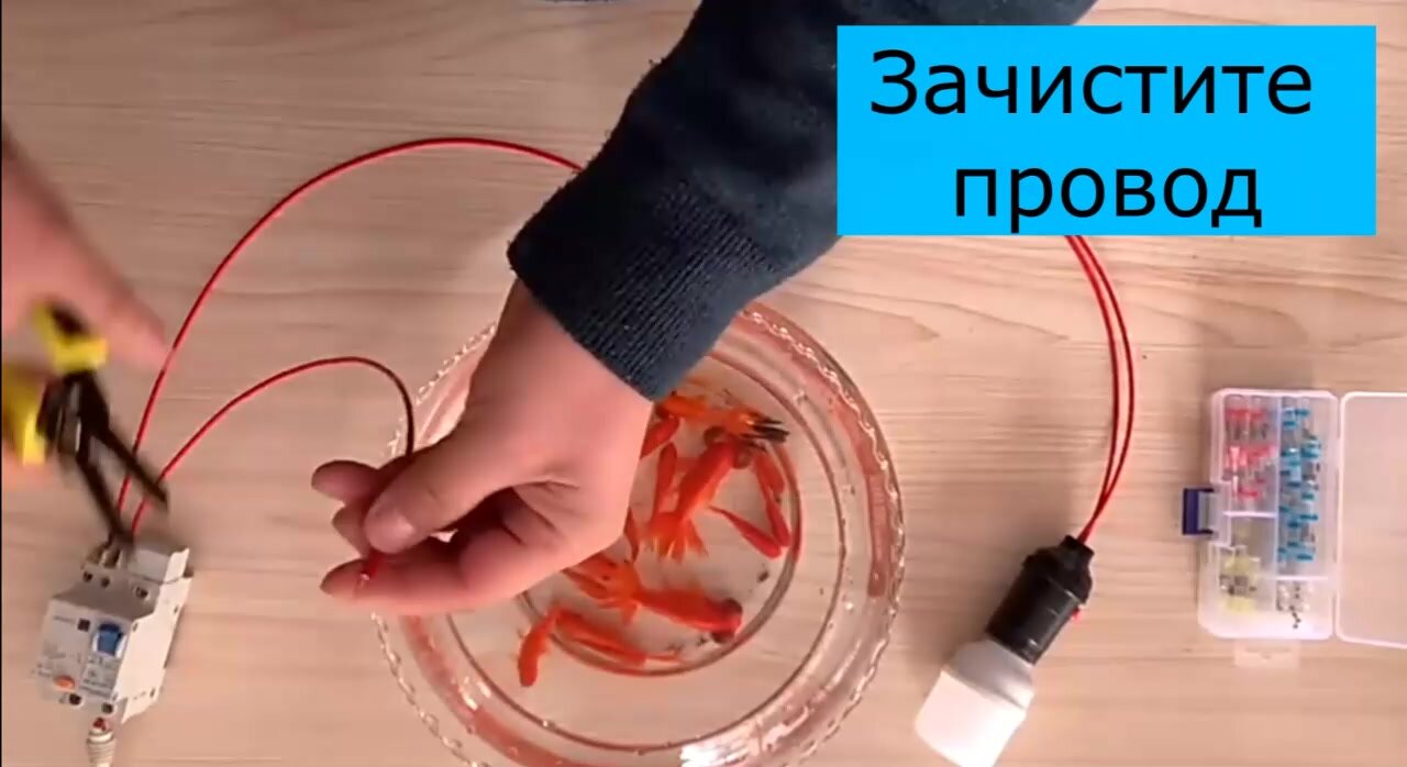 Термоусадочные трубки с припоем и клеевым слоем, гильза соединительная 100шт, набор термотрубок, спайщик проводов — фото 1
