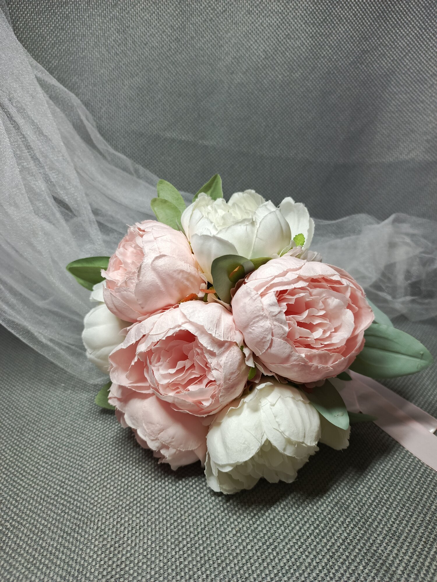 Свадебный букет невесты . дублер. Пионы. для свадебной церемонии и фотосессии.