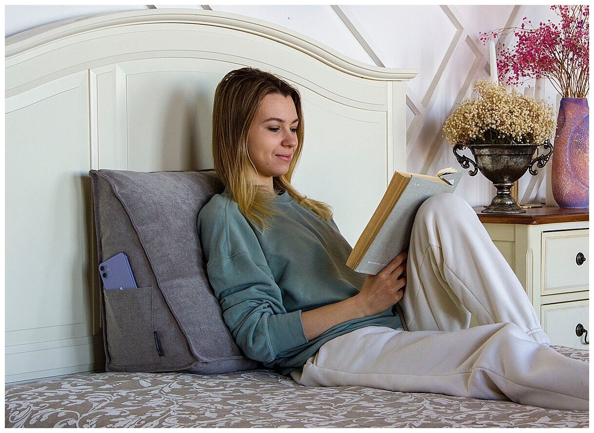 Треугольная клиновидная подушка для спины на кровать диван PillowPlace Вельвет Серая 50х20х40 см - фотография № 2