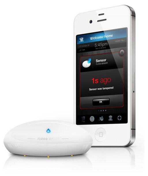 Датчик протечки и температуры FIBARO Flood Sensor Z-Wave