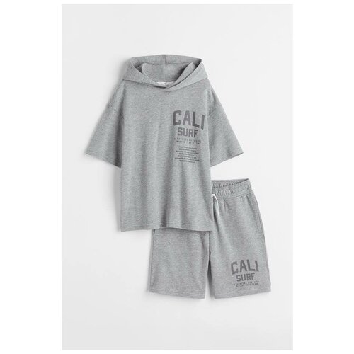 фото Комплект h&m для мальчика: худи и шорты, размер 140