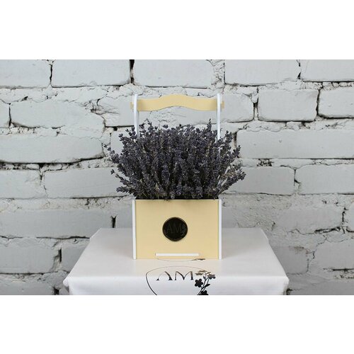 Композиция Лаванда в ящичке