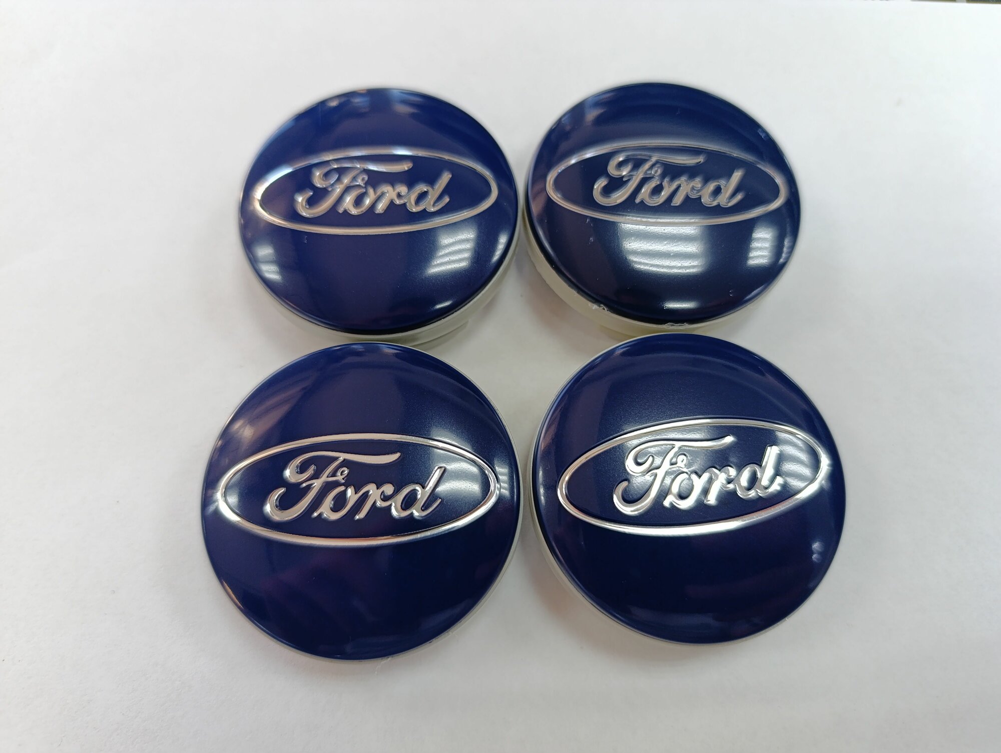 Комплект колпачков ступицы Ford 4 шт синие