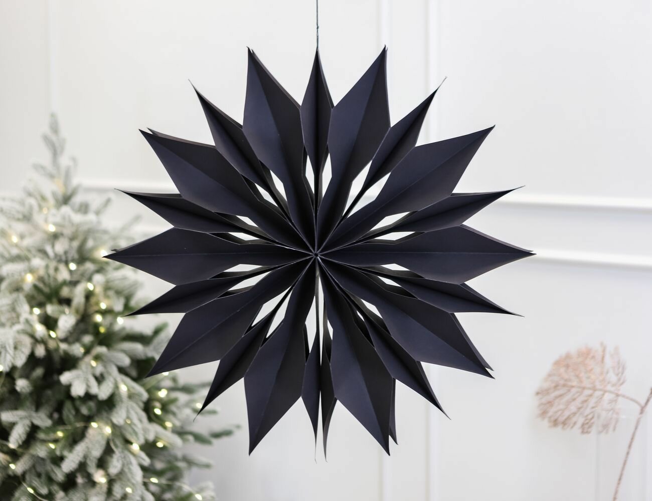Подвесное украшение   снежинка царица ночи  бумага  чёрная  60 см  Edelman 1102919