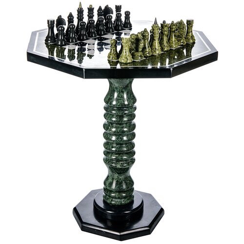 фото Стол шахматный из долерита, мрамора и змеевика с фигурами русь великая