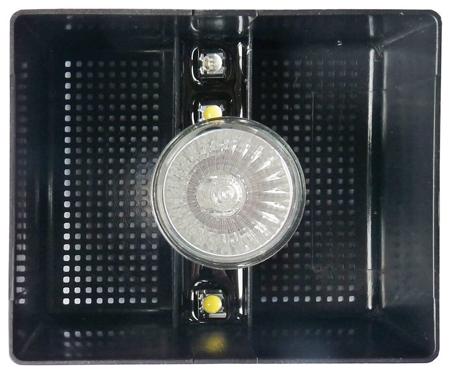LUCKY REPTILE Светильник - крышка светодиодный, квадратный "Life Light" для террариумов (Германия) - фото №2