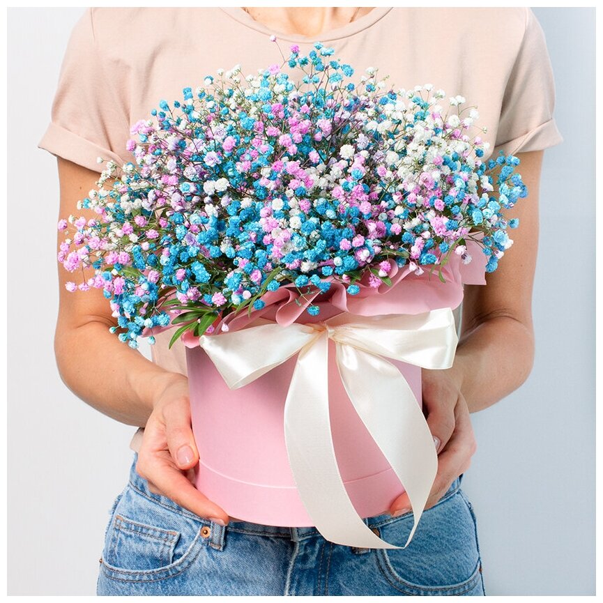 Букет живых цветов, гипсофилы разноцветные "Сияние" в коробке, 20 см | Лэтуаль Flowers