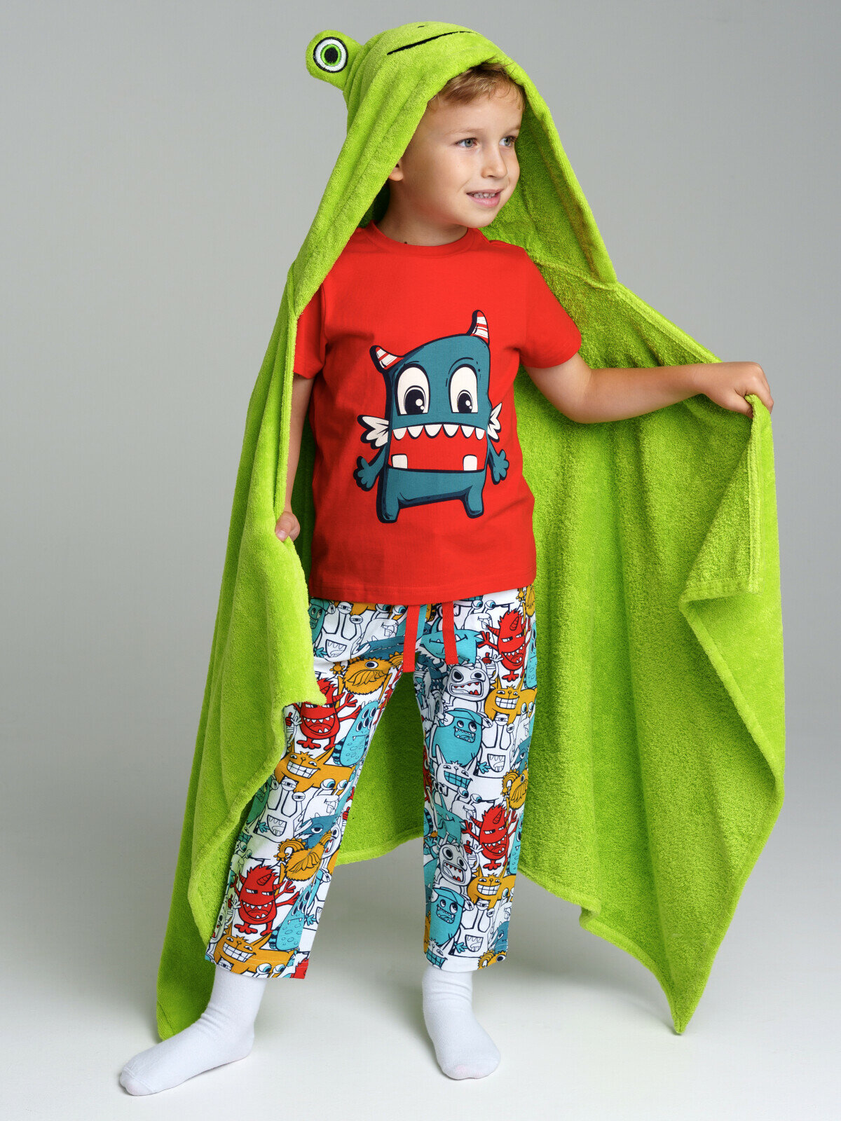 Полотенце для мальчика PlayToday, размер 130*70 см, светло-зеленый