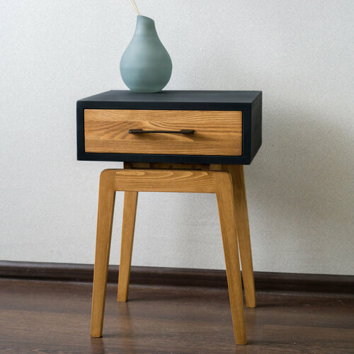 Тумба прикроватная Zolo из натурального дерева. Высота 55 см. Парящий корпус 30х39 см