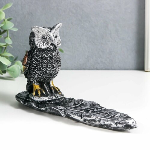Сувенир полистоун с подставкой под благовония Филин на пёрышке 5х18х96 см 2062₽
