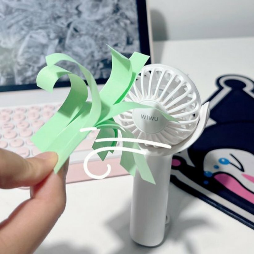 Обзор: Портативный мини-вентилятор WiWU Bubble Handheld Fan, 1200 mAh, Белый