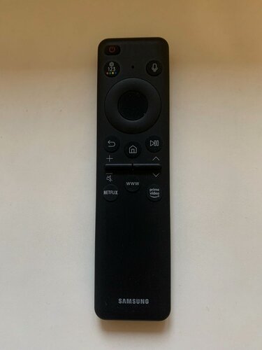 Изображение товара Samsung BN59-01455N (BN59-01455Q, BN59-01436A) пульт оригинальный на солнечной батарее и зарядке