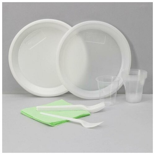 фото Набор «праздничный №1», на 6 персон: тарелки,стаканчики, вилки, салфетки mikimarket