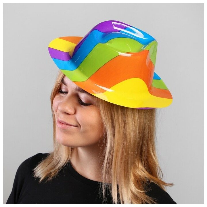 Карнавальная шляпа Цветная