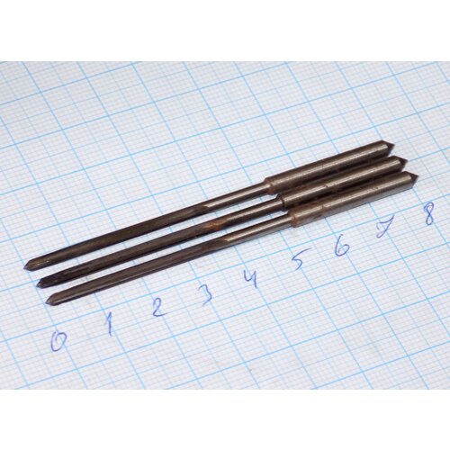 Набор разверток ручных 25 мм с цилиндрическим утолщенным хвостовиком 35 мм 490₽