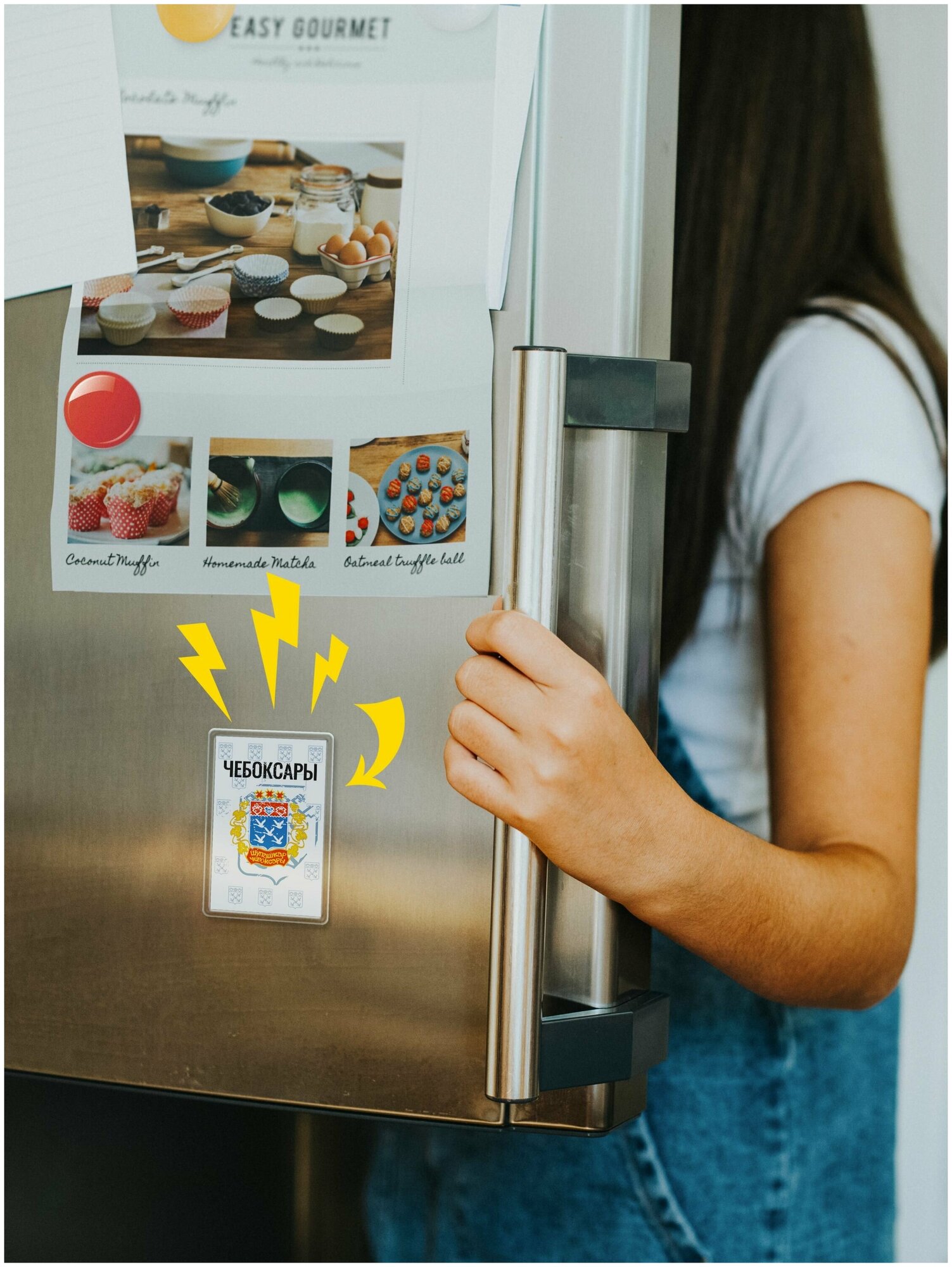 Магнит подарочный на холодильник с рисунком Флаг Чебоксар. Магнитик на доску с рисунком из акрила на подарок - фотография № 2