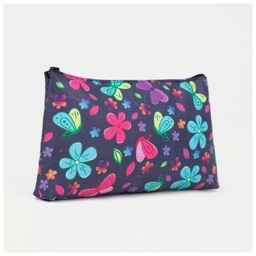 фото Косметичка простая бабочки. 18*1.5*10см. отдел на молнии. черный 4320318 сима-ленд