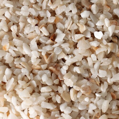 Мраморная крошка 25 - 7 мм 10 кг белая ТероПром 4146799 532₽